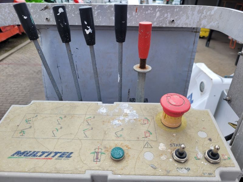 Truck mounted aerial platform Nissan Cabstar NT400 podnośnik koszowy 20 m Multitel HX195: picture 15