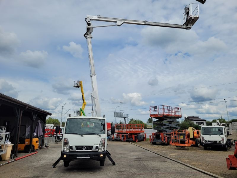 Truck mounted aerial platform Nissan Cabstar NT400 podnośnik koszowy 20 m Multitel HX195: picture 9