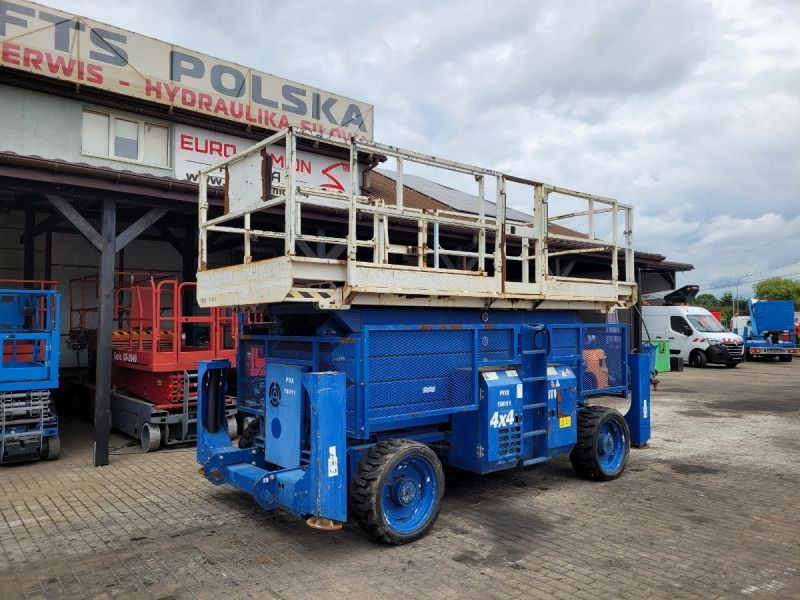 Podnośnik nożycowy 4x4 spalinowy 18 m Genie GS 5390 RT - Scissor lift: picture 1 Podnośnik nożycowy 4x4 spalinowy 18 m Genie GS 5390 RT - Scissor lift: picture 1