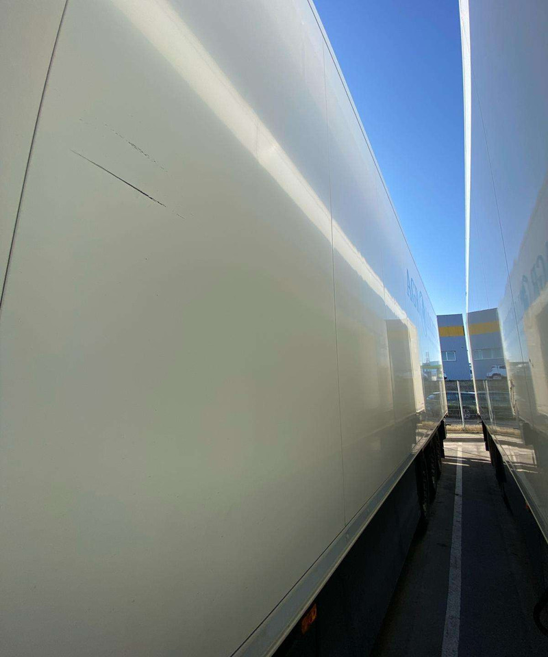Schmitz SCHMITZ MULTITEMP 7cm - Refrigerator semi-trailer: picture 4 Schmitz SCHMITZ MULTITEMP 7cm - Refrigerator semi-trailer: picture 4