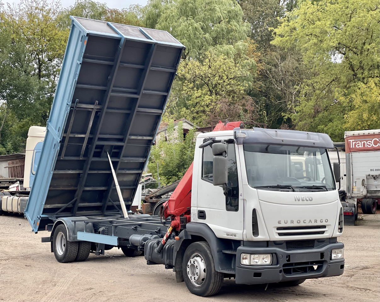 IVECO EUROCARGO - Refrigerator truck: picture 2 IVECO EUROCARGO - Refrigerator truck: picture 2