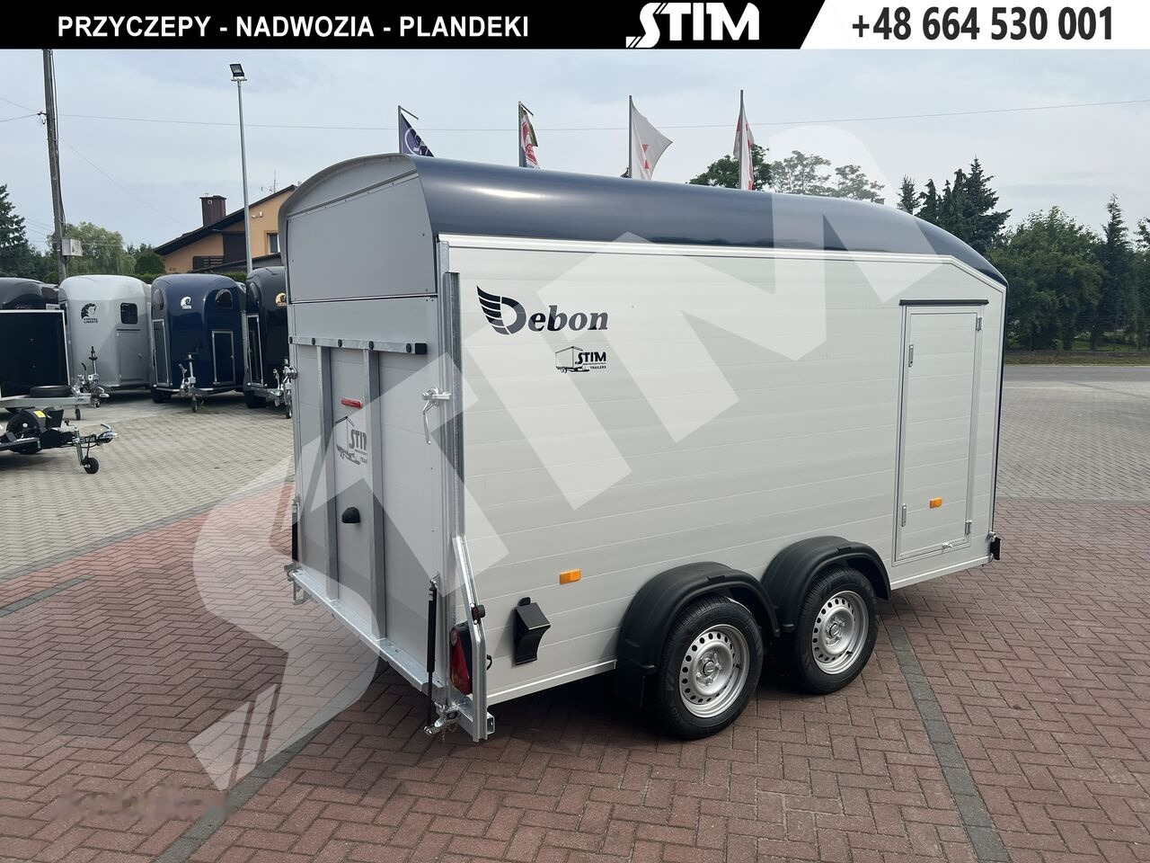 Cheval Liberté C700 - Closed box trailer: picture 1 Cheval Liberté C700 - Closed box trailer: picture 1