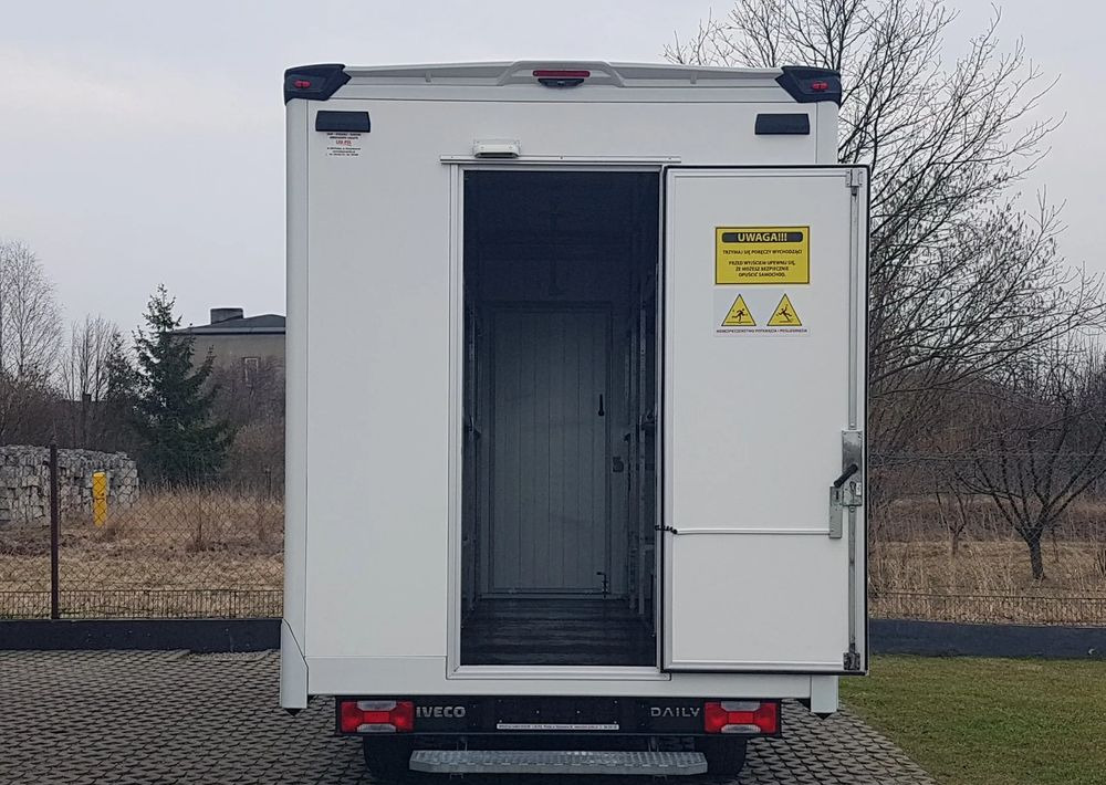 Iveco DAILY KONTENER NISKOPODŁOGOWY 4,43x2,23x2,42 SKLEP BAR FOODTRUCK KAMPER KLIMA - Camper: picture 5 Iveco DAILY KONTENER NISKOPODŁOGOWY 4,43x2,23x2,42 SKLEP BAR FOODTRUCK KAMPER KLIMA - Camper: picture 5