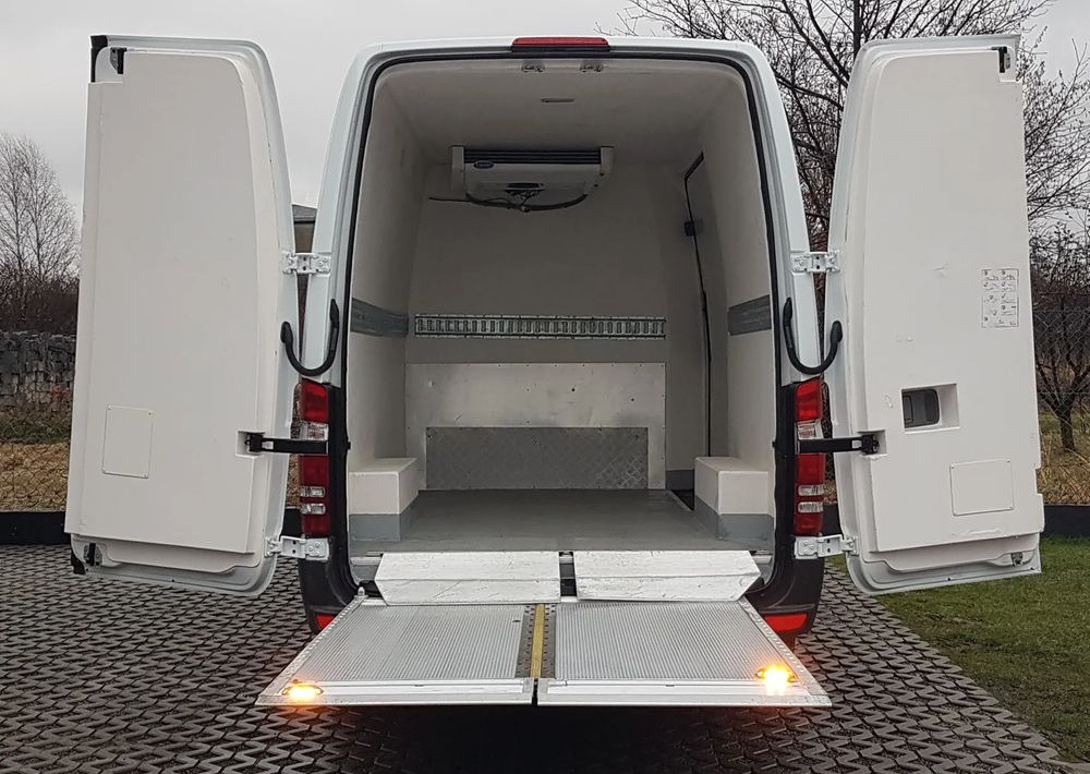 Mercedes-Benz SPRINTER WINDA CHŁODNIA AGREGAT IZOTERMA DŁUGI WYSOKI KLIMA - Refrigerated van: picture 5 Mercedes-Benz SPRINTER WINDA CHŁODNIA AGREGAT IZOTERMA DŁUGI WYSOKI KLIMA - Refrigerated van: picture 5