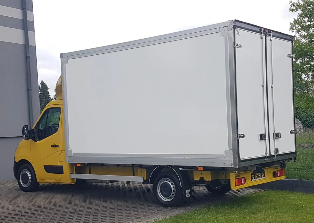 Renault MASTER KONTENER 8EP 4,21x2,23x2,22 KLIMA KRAJOWY MANUAL 6-BIEGÓW - Box van: picture 3 Renault MASTER KONTENER 8EP 4,21x2,23x2,22 KLIMA KRAJOWY MANUAL 6-BIEGÓW - Box van: picture 3