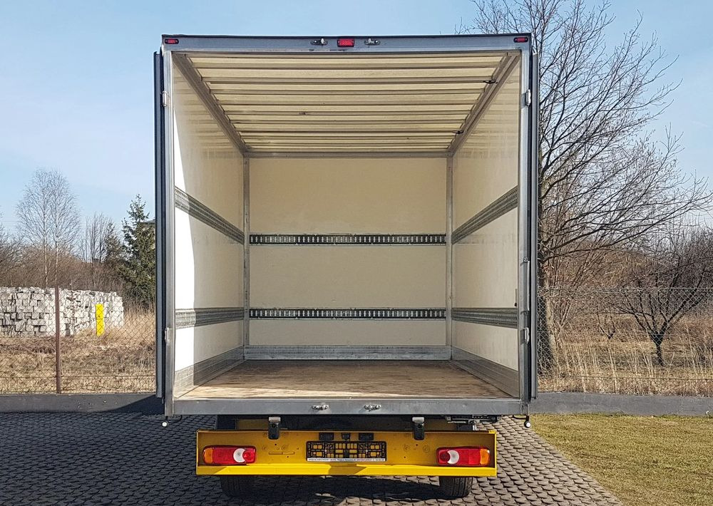 Renault MASTER KONTENER 8EP 4,21x2,23x2,22 KLIMA KRAJOWY MANUAL 6-BIEGÓW - Box van: picture 5 Renault MASTER KONTENER 8EP 4,21x2,23x2,22 KLIMA KRAJOWY MANUAL 6-BIEGÓW - Box van: picture 5