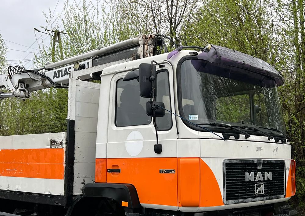 MAN 27-322 MAN 6x4 HDS ATLAS 140 - Dropside/ Flatbed truck: picture 2 MAN 27-322 MAN 6x4 HDS ATLAS 140 - Dropside/ Flatbed truck: picture 2