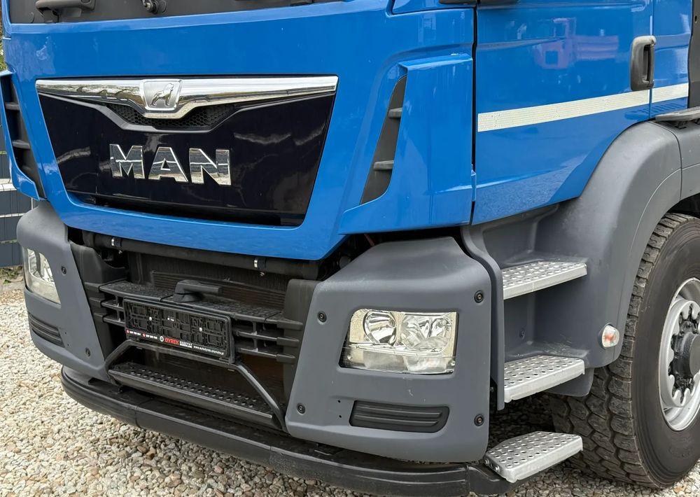 MAN * MAN 18.440 TGS * 4x4 * HDS Fassi F215 * Sprowadzony * 95 000 KM ! * Stan Jak Nowy - Dropside/ Flatbed truck, Crane truck: picture 3 MAN * MAN 18.440 TGS * 4x4 * HDS Fassi F215 * Sprowadzony * 95 000 KM ! * Stan Jak Nowy - Dropside/ Flatbed truck, Crane truck: picture 3