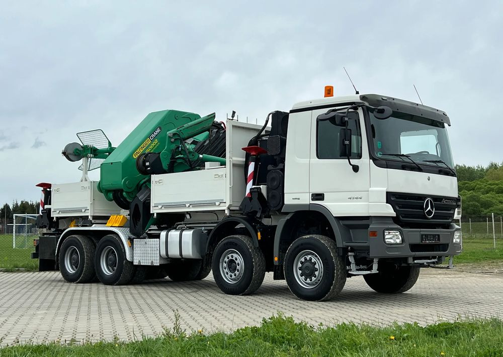 Mercedes-Benz * Mercedes 8x6 Actros 4144 * HDS Palfinger 150002 + FLY JIB PJ 170 * Dźwig * 40 TON * Wyciągarka * 35 Metrów * Kosz * - Crane truck: picture 1 Mercedes-Benz * Mercedes 8x6 Actros 4144 * HDS Palfinger 150002 + FLY JIB PJ 170 * Dźwig * 40 TON * Wyciągarka * 35 Metrów * Kosz * - Crane truck: picture 1