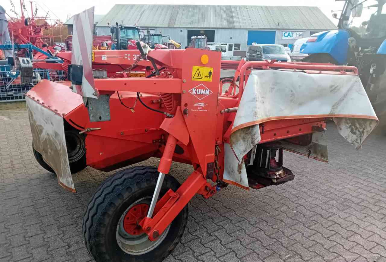 Kuhn FC302G getrokken schijvenmaaier *Verkocht/sold* - Mower: picture 3 Kuhn FC302G getrokken schijvenmaaier *Verkocht/sold* - Mower: picture 3
