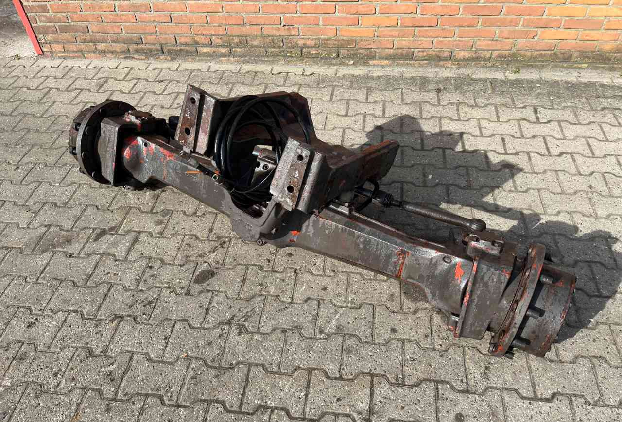 Massey Ferguson 6170 6180 - Front axle for Agricultural machinery: picture 2 Massey Ferguson 6170 6180 - Front axle for Agricultural machinery: picture 2