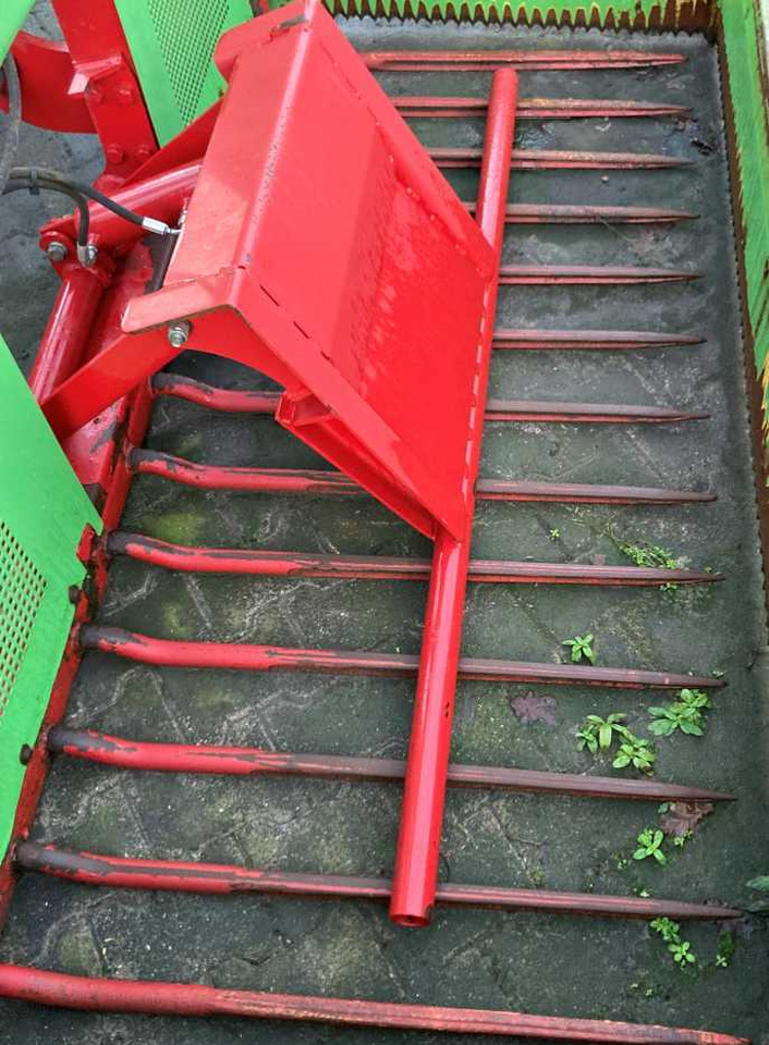 Strautmann HQ 3800 kuilsnijder voermachines - Silage equipment: picture 3 Strautmann HQ 3800 kuilsnijder voermachines - Silage equipment: picture 3