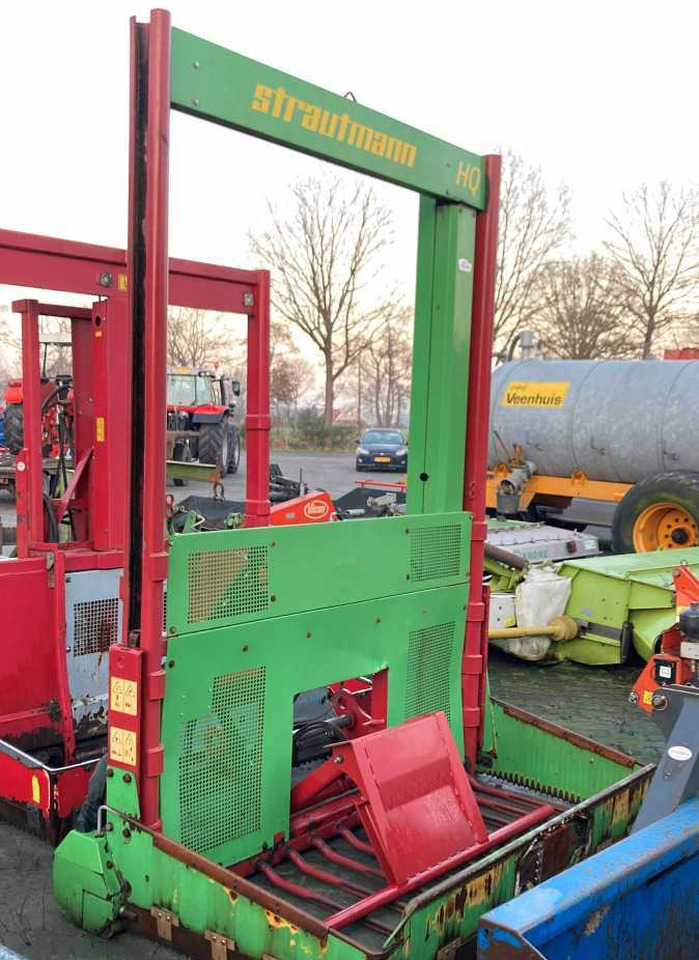 Strautmann HQ 3800 kuilsnijder voermachines - Silage equipment: picture 2 Strautmann HQ 3800 kuilsnijder voermachines - Silage equipment: picture 2