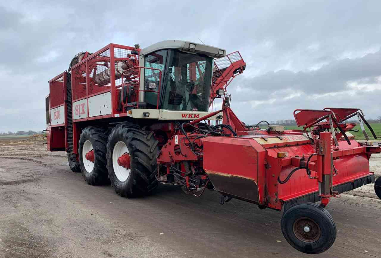 WKM Agrifac WKM BIG SIX Bietenrooier, rooimachines, oogstmachines. - Beet harvester: picture 1 WKM Agrifac WKM BIG SIX Bietenrooier, rooimachines, oogstmachines. - Beet harvester: picture 1