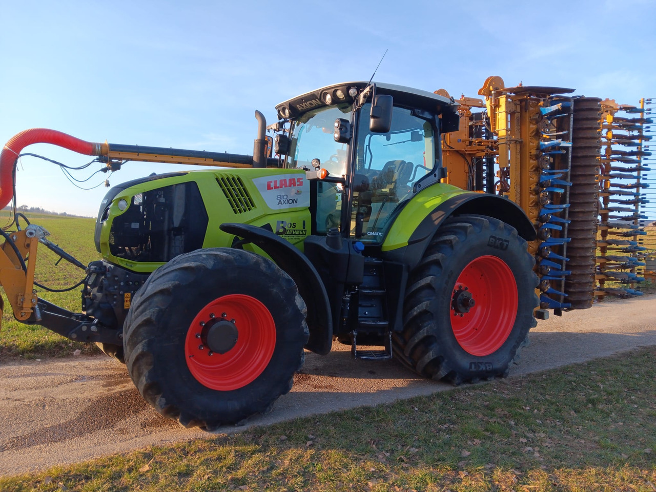 Claas Axion 810 C Matic CEBIS FZW - Farm tractor: picture 1 Claas Axion 810 C Matic CEBIS FZW - Farm tractor: picture 1