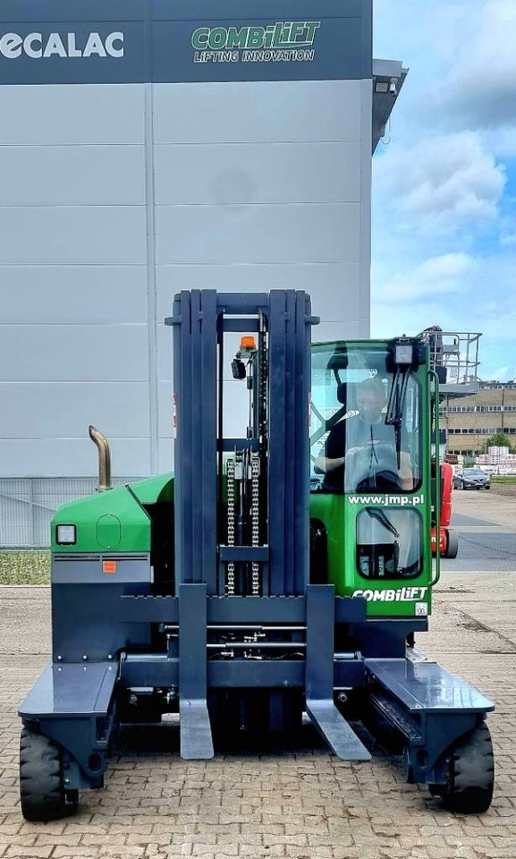 Combilift C 4000 MK4 DIESEL - 4-way reach truck: picture 4 Combilift C 4000 MK4 DIESEL - 4-way reach truck: picture 4