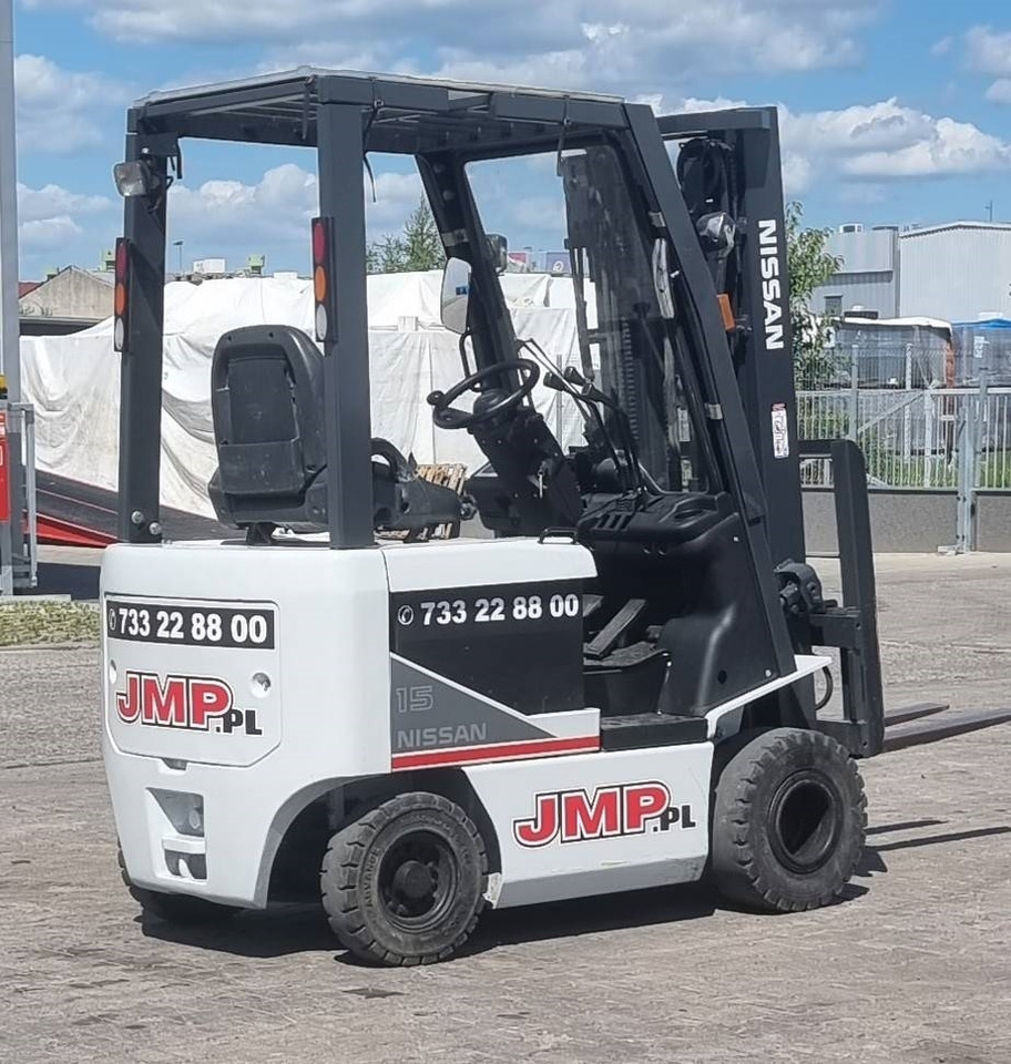 Nissan K1B1L15 - Electric forklift: picture 2 Nissan K1B1L15 - Electric forklift: picture 2