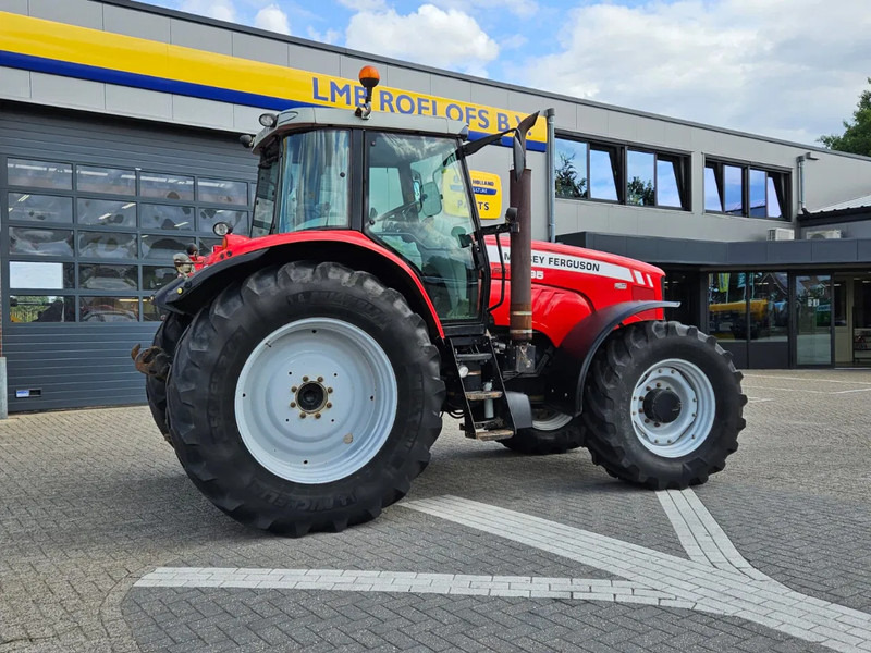 Massey Ferguson 6495 Dyna 6 - Farm tractor: picture 3 Massey Ferguson 6495 Dyna 6 - Farm tractor: picture 3