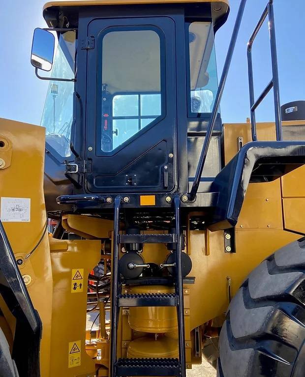 NEW CAT Caterpillar 7 TON Loader Warranty up to 10 YEARS НОВА Копарка CAT Caterpillar 7 ТОН Гарантія до 10 РОКІВ NOWA Ładowarka CAT Caterpillar 7 TON Gwarancja do 10 LAT - Wheel loader: picture 3 NEW CAT Caterpillar 7 TON Loader Warranty up to 10 YEARS НОВА Копарка CAT Caterpillar 7 ТОН Гарантія до 10 РОКІВ NOWA Ładowarka CAT Caterpillar 7 TON Gwarancja do 10 LAT - Wheel loader: picture 3