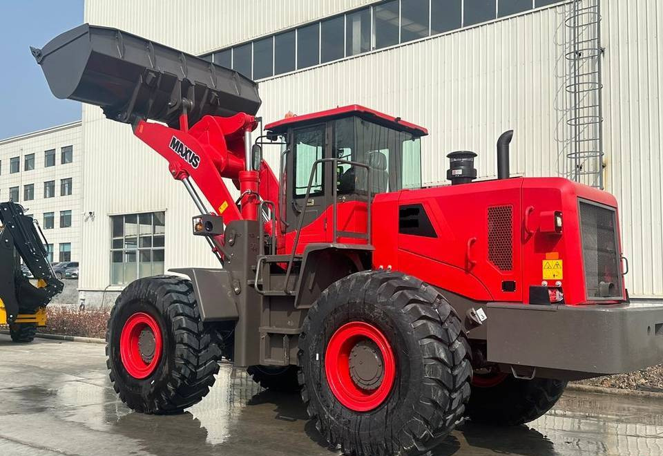 New Backhoe loader NEW MAXUS Backhoe Loader Warranty НОВА Копарко-Навантажувач MAXUS Гарантія NOWA Koparko Ładowarka MAXUS Gwarancja: picture 11