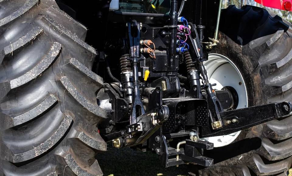 NEW MAXUS X130X HP 4x4 Tractor Euro 5 Warranty up to 10 YEARS | НОВИЙ MAXUS X130X К.с. 4x4 Трактор Євро 5 Гарантія до 10 РОКІВ - Farm tractor: picture 3 NEW MAXUS X130X HP 4x4 Tractor Euro 5 Warranty up to 10 YEARS | НОВИЙ MAXUS X130X К.с. 4x4 Трактор Євро 5 Гарантія до 10 РОКІВ - Farm tractor: picture 3