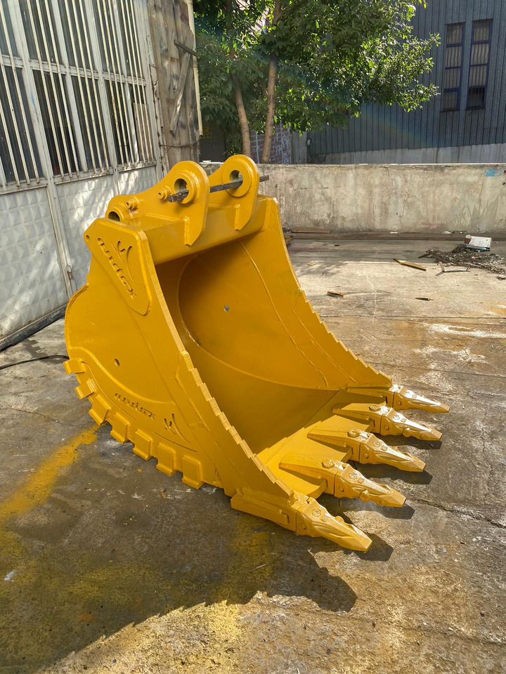 CAT Rock Bucket - Excavator bucket for Construction machinery: picture 2 CAT Rock Bucket - Excavator bucket for Construction machinery: picture 2