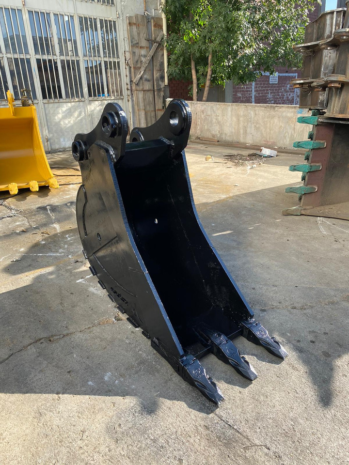 CAT - Excavator bucket for Mini excavator: picture 1 CAT - Excavator bucket for Mini excavator: picture 1