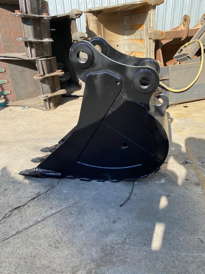 CAT - Excavator bucket for Mini excavator: picture 5 CAT - Excavator bucket for Mini excavator: picture 5
