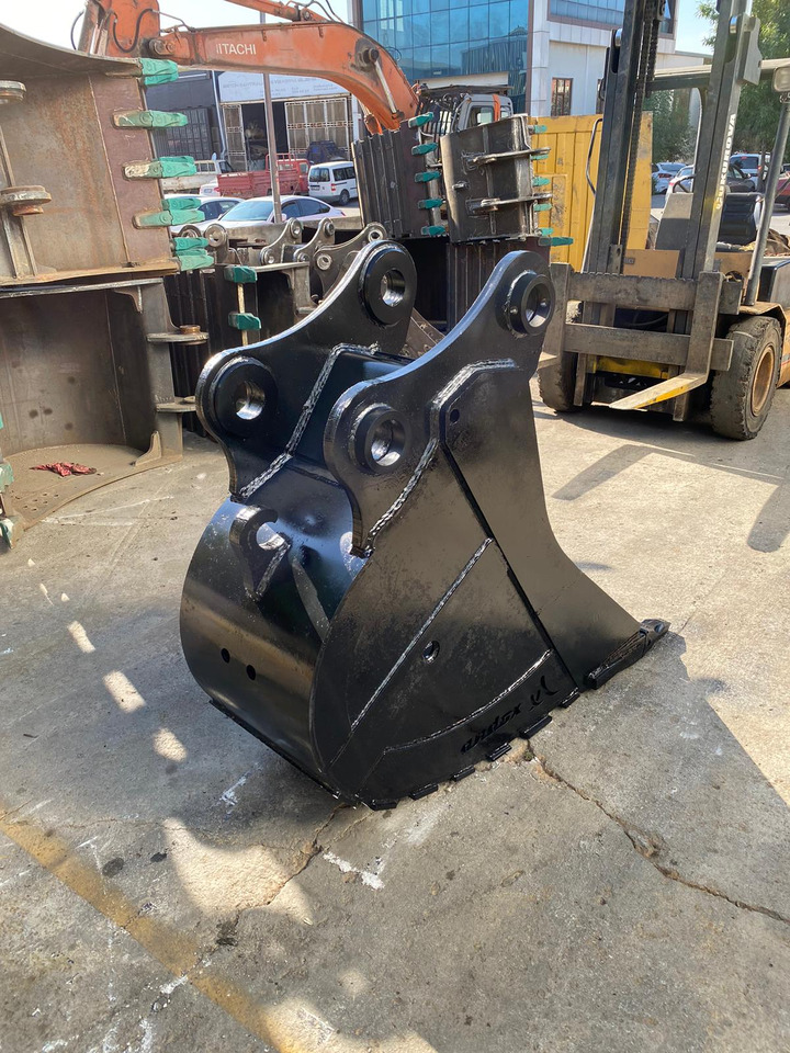CAT - Excavator bucket for Mini excavator: picture 2 CAT - Excavator bucket for Mini excavator: picture 2