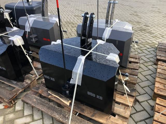New Counterweight for Agricultural machinery Bemu 950 KG Stalen gewicht: picture 14