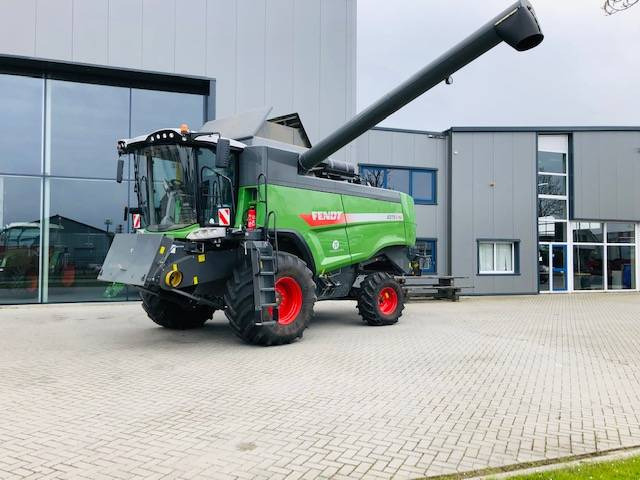 Fendt 5275C PL parallel Combine Maaidorser - Combine harvester: picture 2 Fendt 5275C PL parallel Combine Maaidorser - Combine harvester: picture 2
