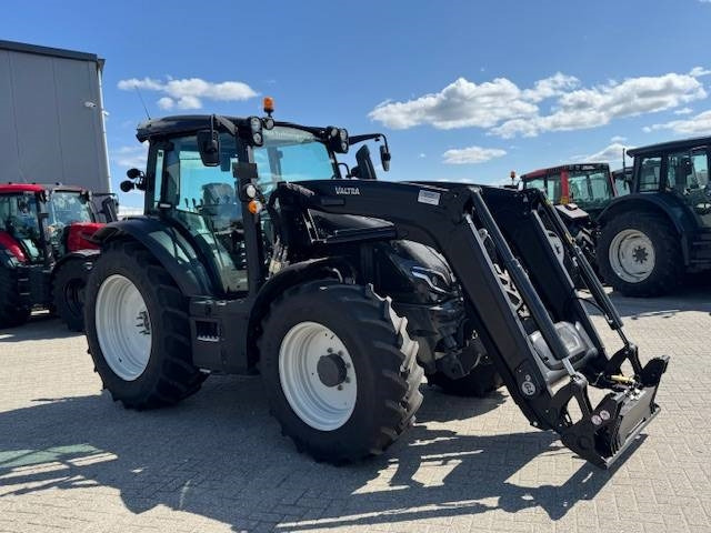 Valtra G125 Ecopower Active, 115 uur!! FH+PTO+Voorlader - Farm tractor: picture 4 Valtra G125 Ecopower Active, 115 uur!! FH+PTO+Voorlader - Farm tractor: picture 4