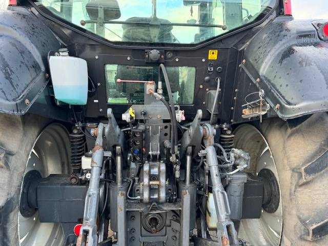 Farm tractor Valtra N123 Hitech5: picture 15
