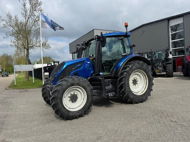 Valtra N134 Versu Smart Touch, GPS - Farm tractor: picture 3 Valtra N134 Versu Smart Touch, GPS - Farm tractor: picture 3