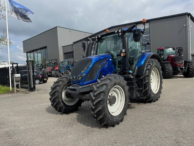 Valtra N134 Versu Smart Touch, GPS - Farm tractor: picture 5 Valtra N134 Versu Smart Touch, GPS - Farm tractor: picture 5