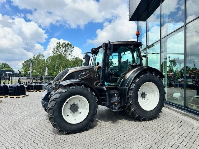 Valtra N154 Ecopower Active, 2021, 1730 uur! - Farm tractor: picture 1 Valtra N154 Ecopower Active, 2021, 1730 uur! - Farm tractor: picture 1