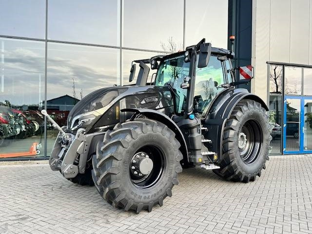 Valtra Q225 Alle opties! ook twintrac! - Farm tractor: picture 1 Valtra Q225 Alle opties! ook twintrac! - Farm tractor: picture 1