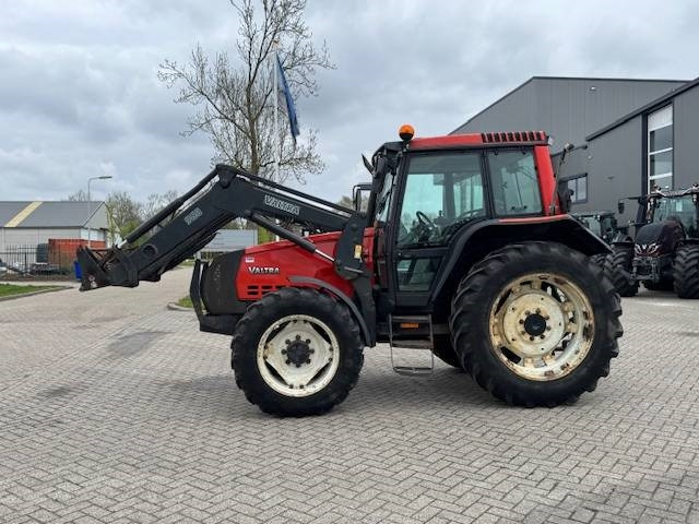 Valtra Valmet 6650 Hitech, voorlader, vloeistofkoppeling - Farm tractor: picture 3 Valtra Valmet 6650 Hitech, voorlader, vloeistofkoppeling - Farm tractor: picture 3