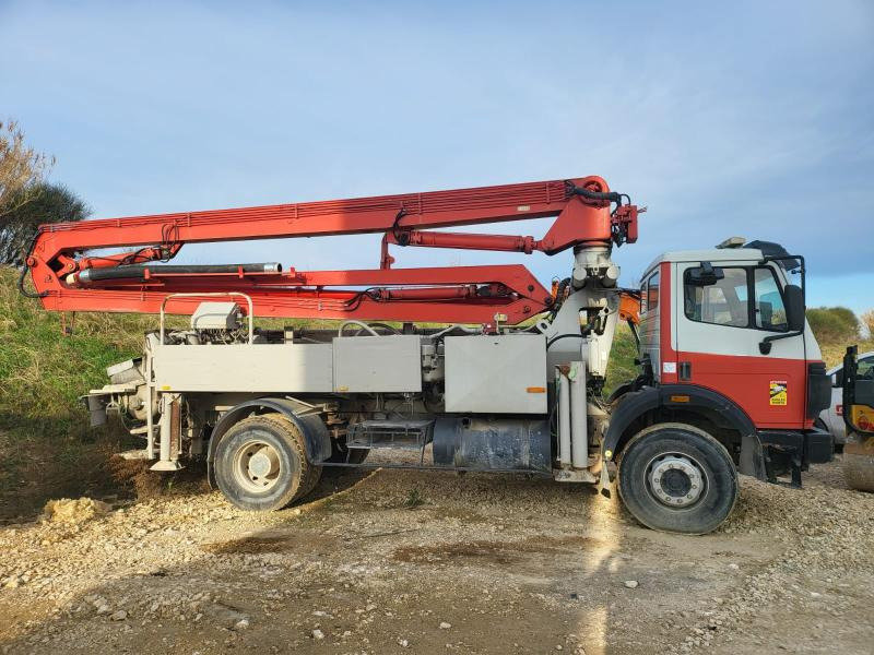 Mercedes 1922 - Concrete pump truck: picture 5 Mercedes 1922 - Concrete pump truck: picture 5
