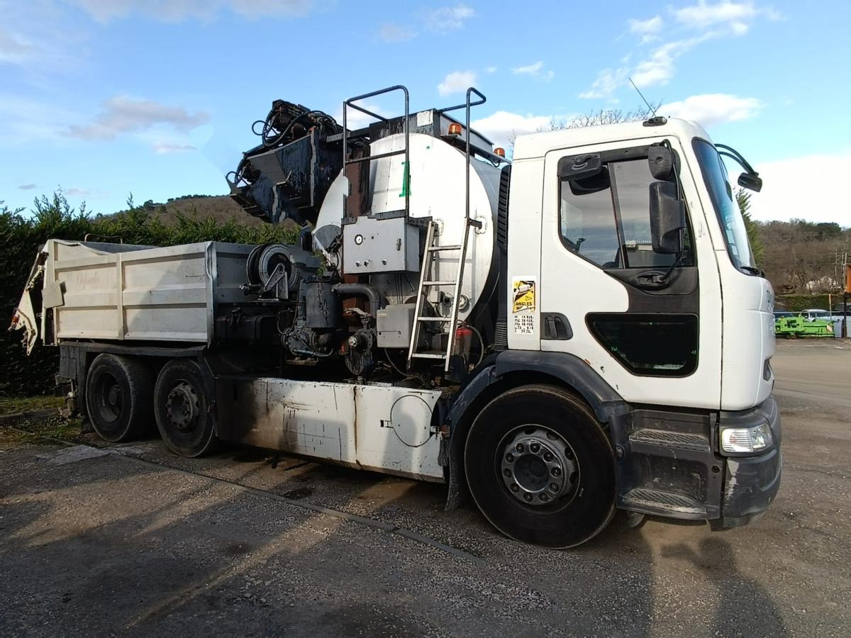 Renault - Asphalt distributor: picture 2 Renault - Asphalt distributor: picture 2