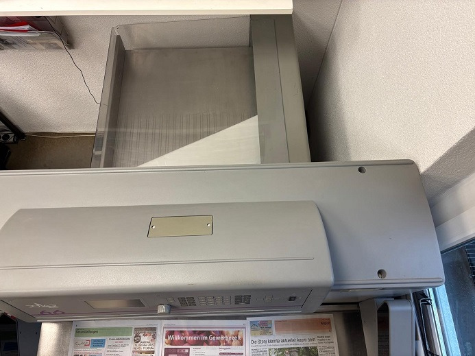 POLAR 66 - Paper cutting machine: picture 3 POLAR 66 - Paper cutting machine: picture 3