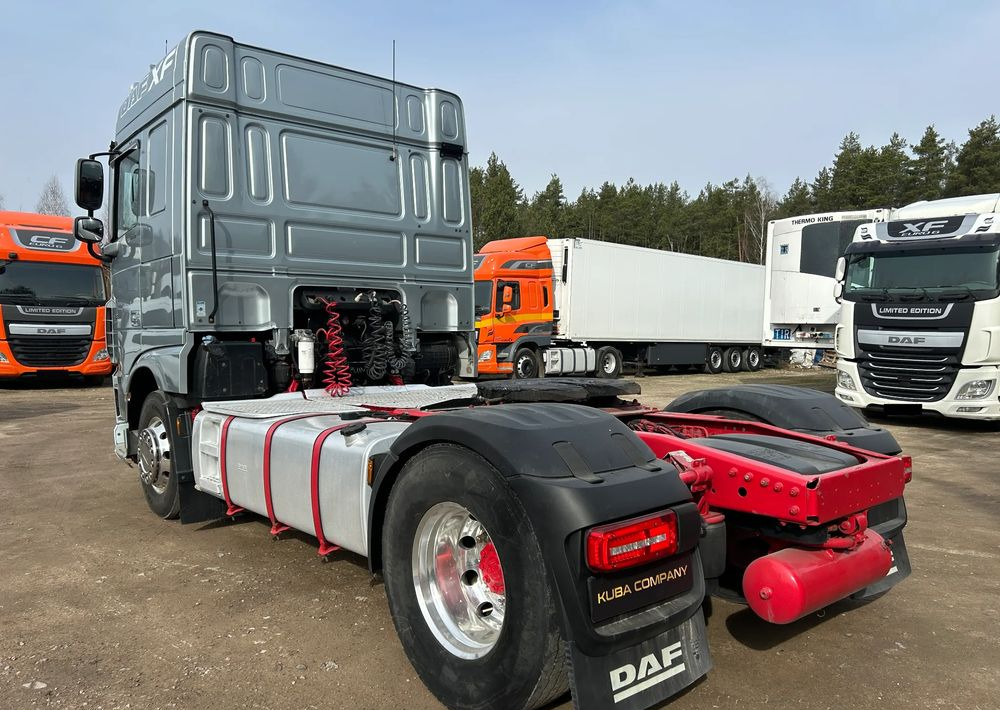 DAF XF 106 440 KM / AUTOMAT / RETARDER / HYDRAULIKA HYVA / ALUFELGI ALCOA / 2017 ROK !! - Tractor unit: picture 5 DAF XF 106 440 KM / AUTOMAT / RETARDER / HYDRAULIKA HYVA / ALUFELGI ALCOA / 2017 ROK !! - Tractor unit: picture 5