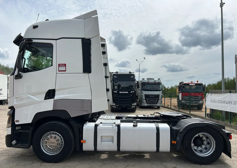 Renault T520 / 13 L SILNIK / HIGH CAB / ZBIORNIKI 1350 L / SALON PL / 2017 ROK !! - Tractor unit: picture 4 Renault T520 / 13 L SILNIK / HIGH CAB / ZBIORNIKI 1350 L / SALON PL / 2017 ROK !! - Tractor unit: picture 4