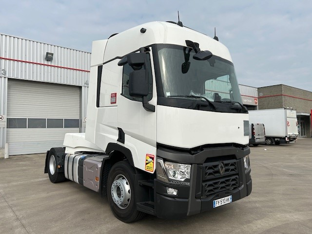 Renault Trucks T - Tractor unit: picture 2 Renault Trucks T - Tractor unit: picture 2