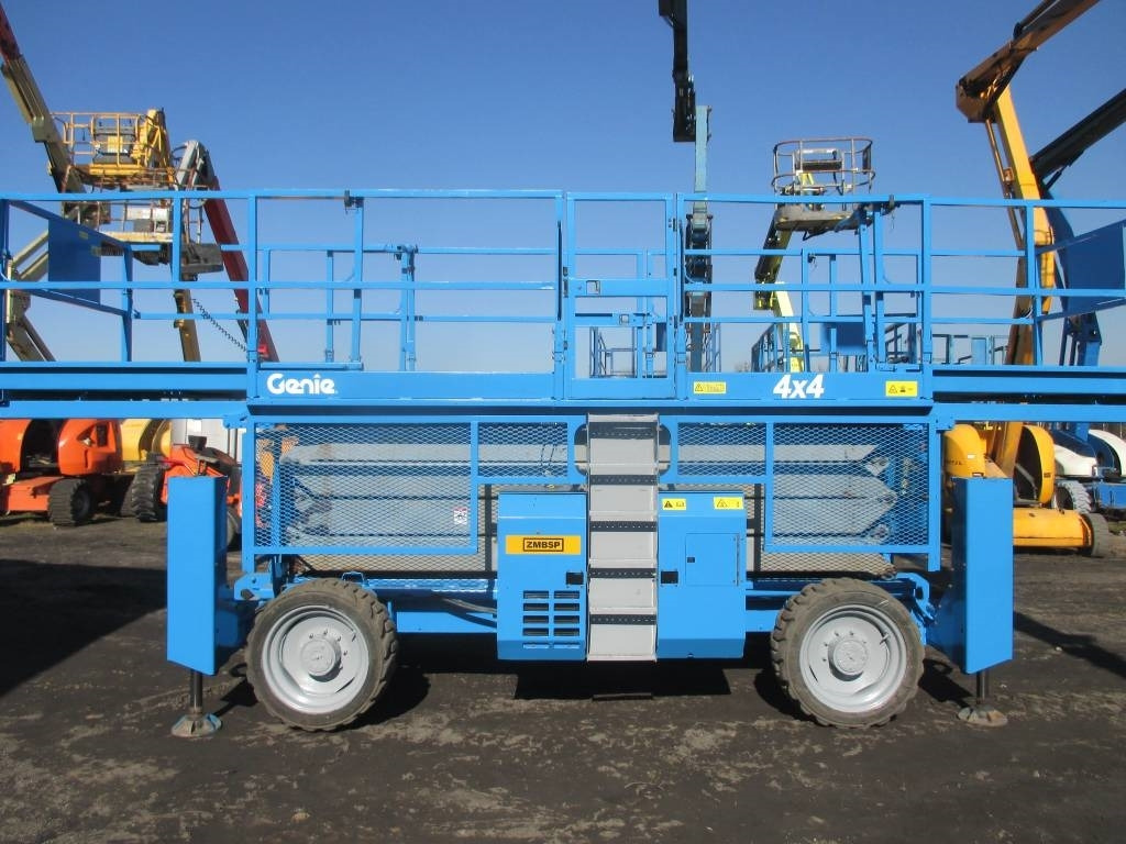 Genie GS 4390 RT - Scissor lift: picture 1 Genie GS 4390 RT - Scissor lift: picture 1