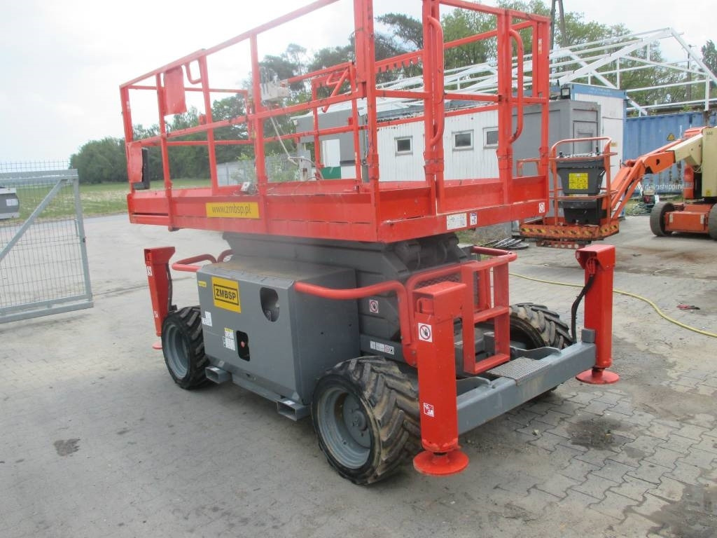 SkyJack SJ 6832 RT - Scissor lift: picture 4 SkyJack SJ 6832 RT - Scissor lift: picture 4