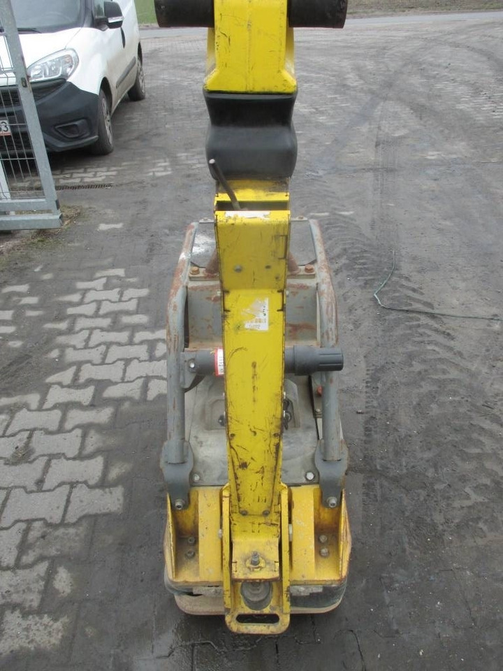 Wacker Neuson DPU 4545 HE - Vibratory plate: picture 3 Wacker Neuson DPU 4545 HE - Vibratory plate: picture 3