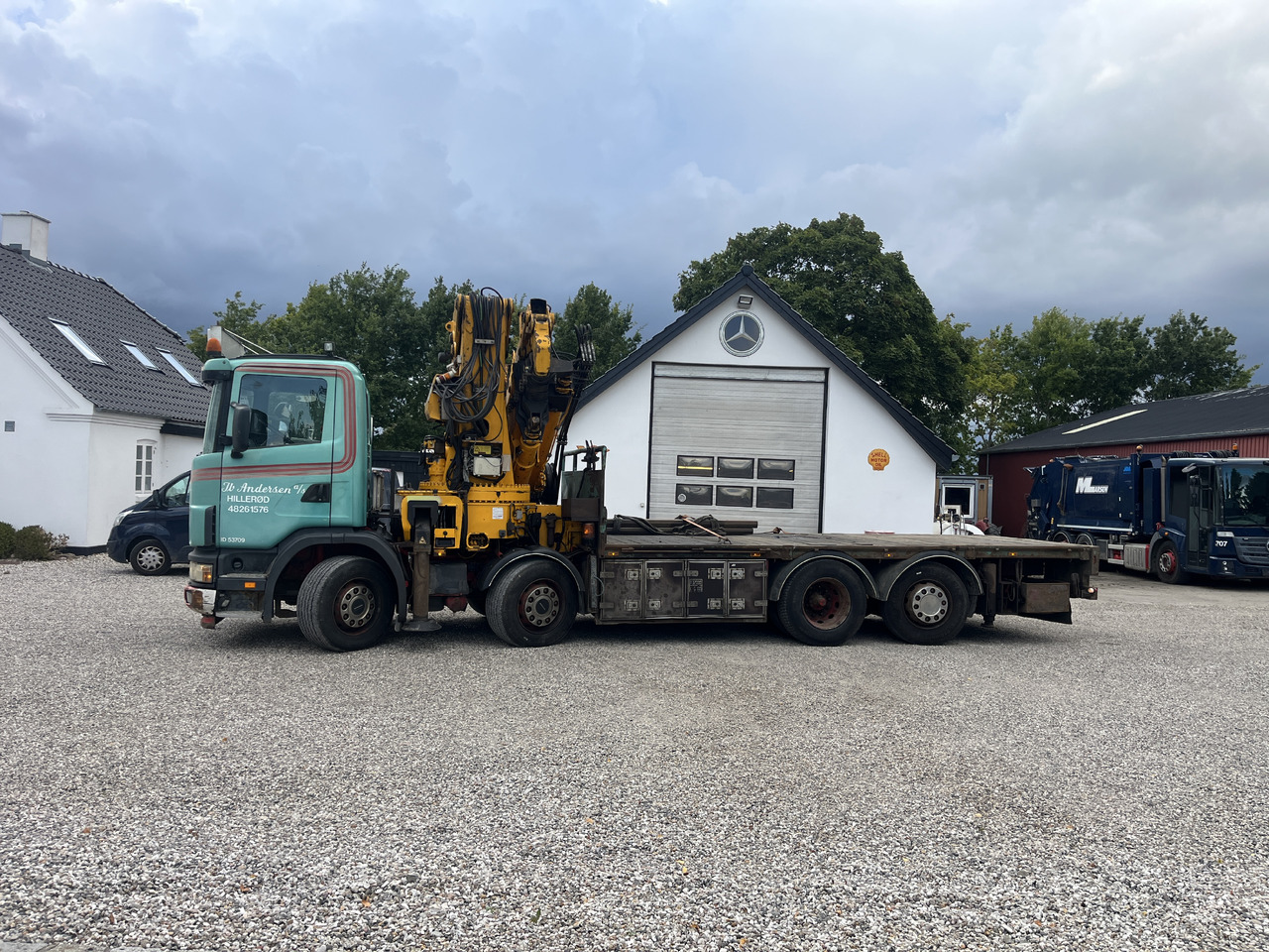 Scania G 124 - Crane truck: picture 1 Scania G 124 - Crane truck: picture 1