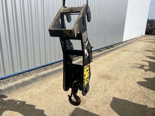 Dieci BUB2448 - Attachment for Material handling equipment: picture 2 Dieci BUB2448 - Attachment for Material handling equipment: picture 2