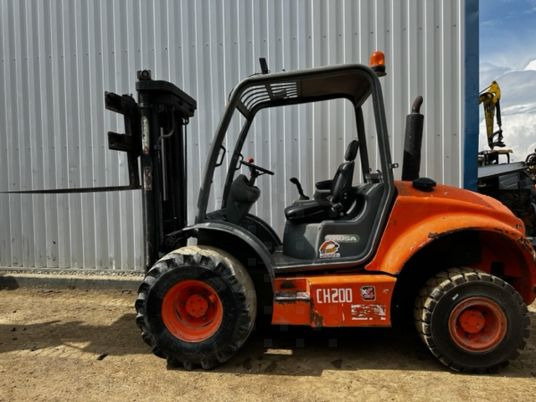 Ausa C200HX4 - 4x4 à 16500€ HT - Forklift: picture 1 Ausa C200HX4 - 4x4 à 16500€ HT - Forklift: picture 1